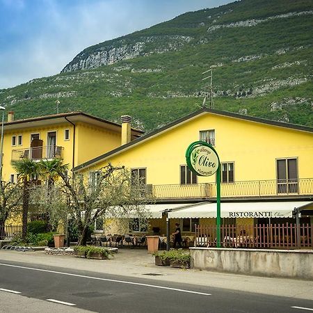 Albergo Olivo Belluno Veronese Exterior foto